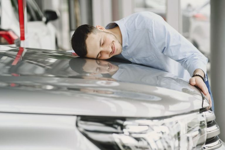 Cómo la tecnología está cambiando la forma de buscar y comprar autos